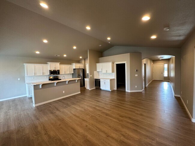 Foto del edificio - 1098 NW 24th Ln