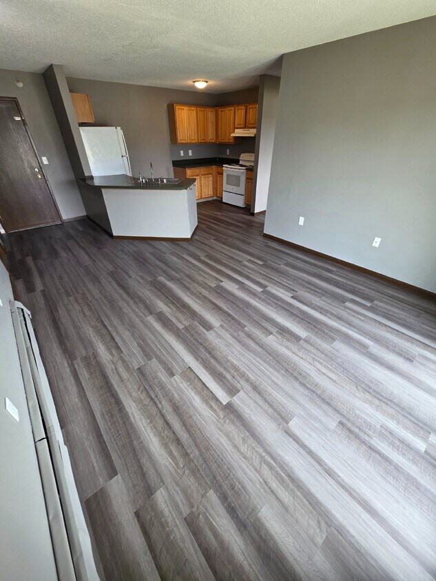 Foto principal - 3 Bedroom | 2 Bathroom Ground Floor Unit A...