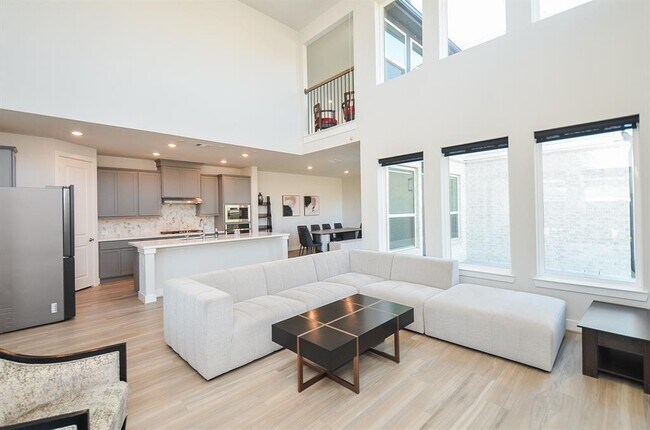 Foto del edificio - 9522 Rialto Creek Dr