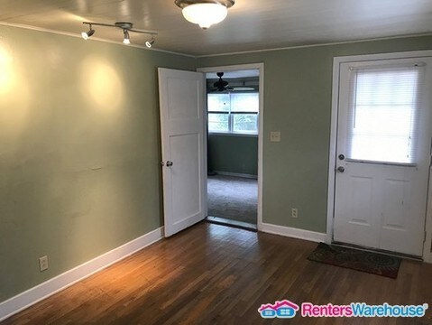 Foto del edificio - 2489 Bayard St