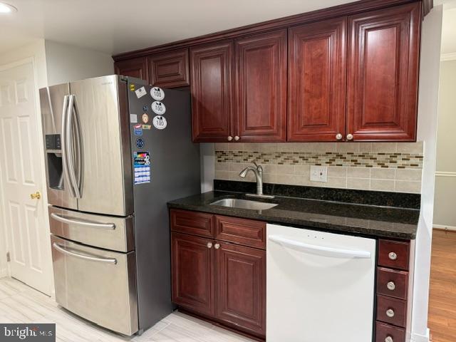 Foto del edificio - 4406 Forest Glen Ct