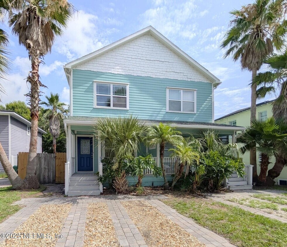 Foto principal - 411 3rd St N