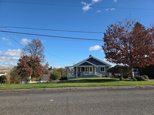 Building Photo - Peterson, D