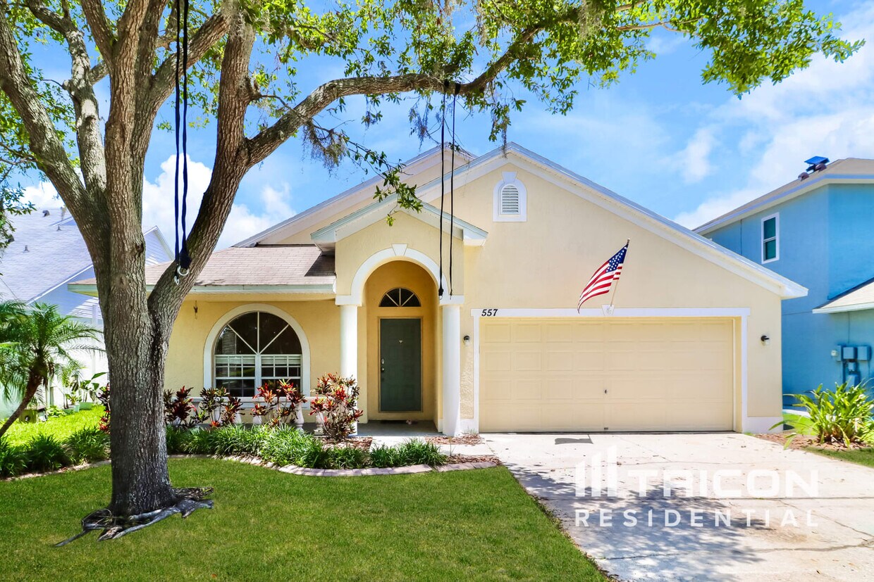Primary Photo - 557 Lake Cypress Cir