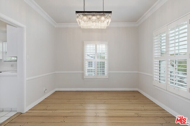 Foto del edificio - 9336 W Olympic Blvd