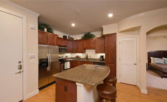 Building Photo - 2 bedroom in Houston TX 77042