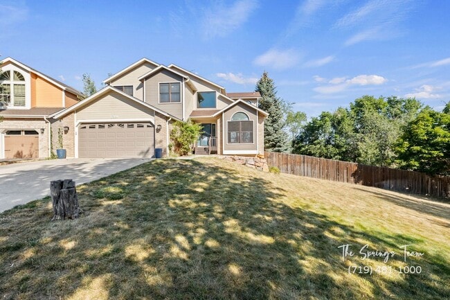 SPECTACULARLY HUGE 6BD HOME with PANORAMIC MOUNTAIN VIEWS - Security Deposit Waiver Available - SPECTACULARLY HUGE 6BD HOME with PANORAMIC MOUNTAIN VIEWS - Security Deposit Waiver Available