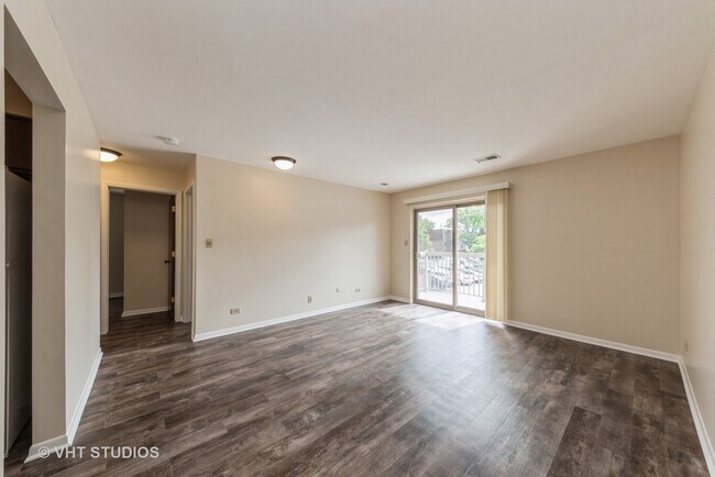 Foto del edificio - 709 W Central Rd