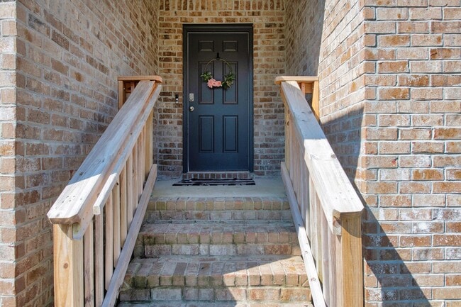 Building Photo - 6537 Torrey Pnes Trce