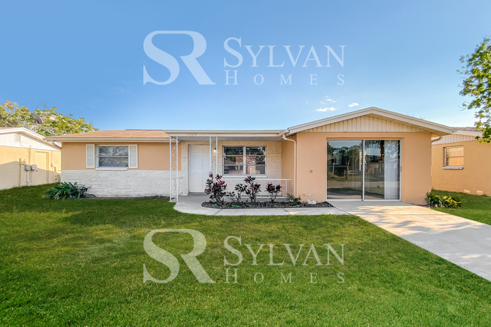 Primary Photo - Enjoy one-level living in this 2 bedroom, ...