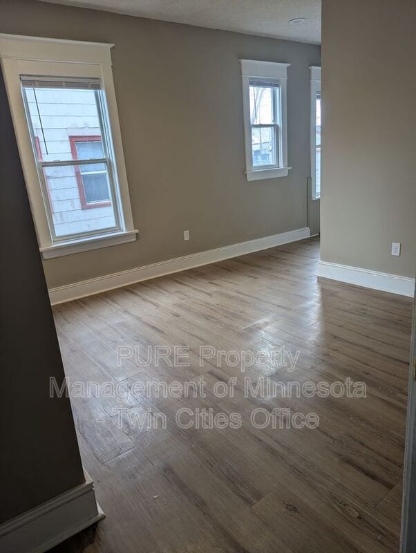 Foto del edificio - 605 Van Buren Ave