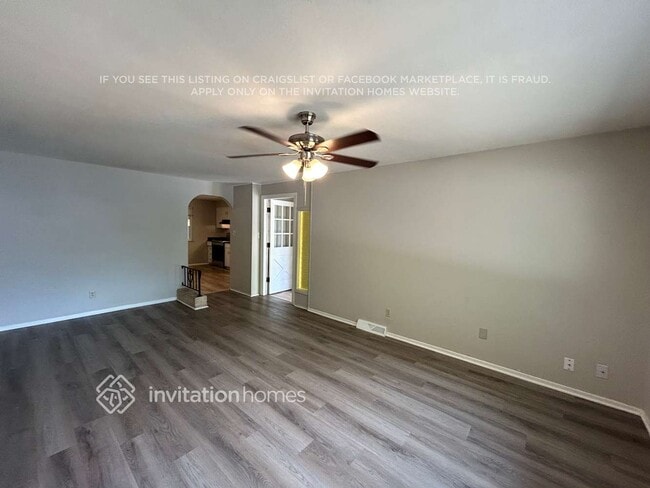 Building Photo - 8866 W Asbury Dr