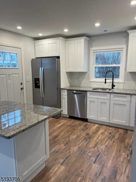 Foto del edificio - 55 Stevens Ave