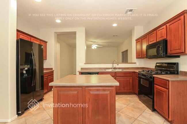 Foto del edificio - 17661 W Lundberg St