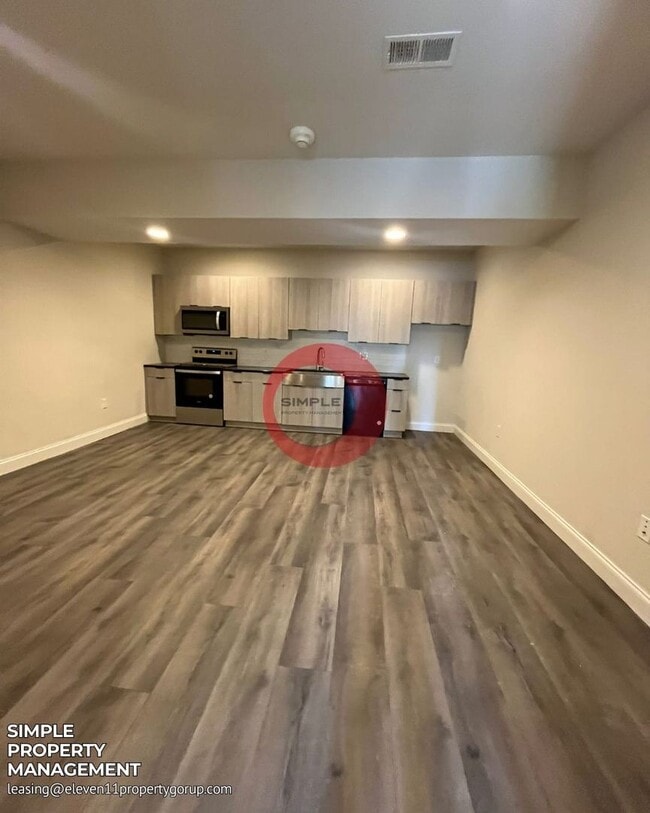 Building Photo - 315 W High St