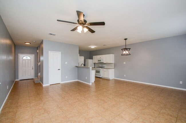 Building Photo - 6418 Waldron Dr