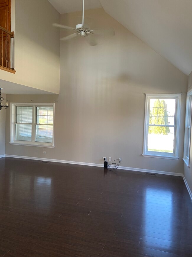 Building Photo - 514 Heritage Dr