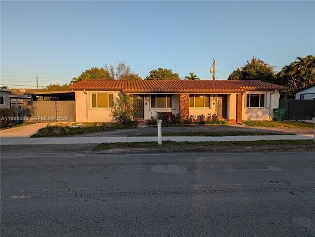 Photo - 1037 SW 76th Ave Apartment