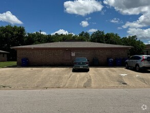 Building Photo - 505 Sunset Ln