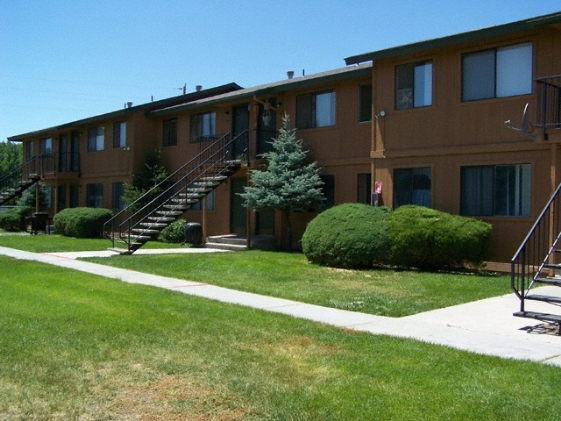 Primary Photo - Riverview Apartments