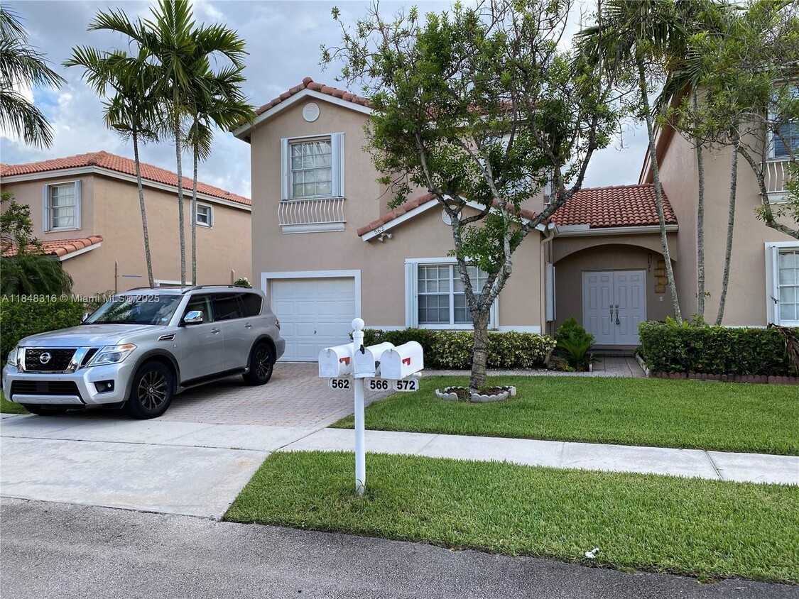 Primary Photo - 562 NW 130th Ave
