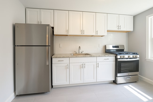 Building Photo - Michael Manor Apartment Homes