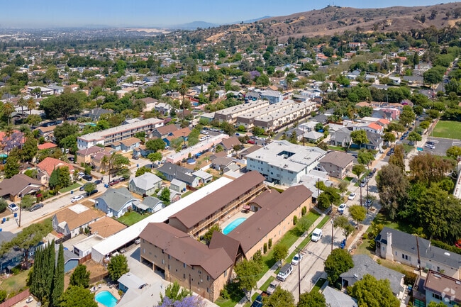 Alta Court Apartments 6325 Alta Ave Whittier CA 90601 Apartments com Alta Court Apartments 6325 Alta Ave Whittier CA 90601 Apartments com