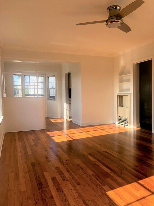 Foto del interior - 1418 S Genesee Ave