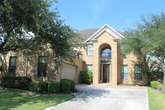 Building Photo - 6715 Lathrop Ct