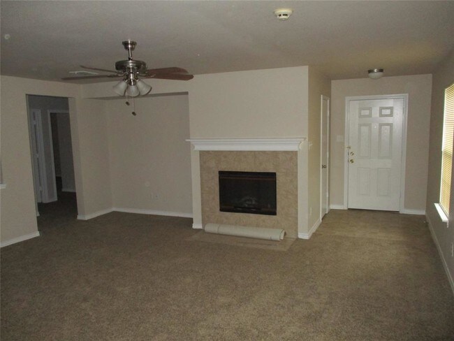 Building Photo - 6043 Harbor Glen Dr