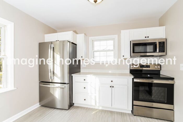 Building Photo - Pet-Friendly Home in Deer Park