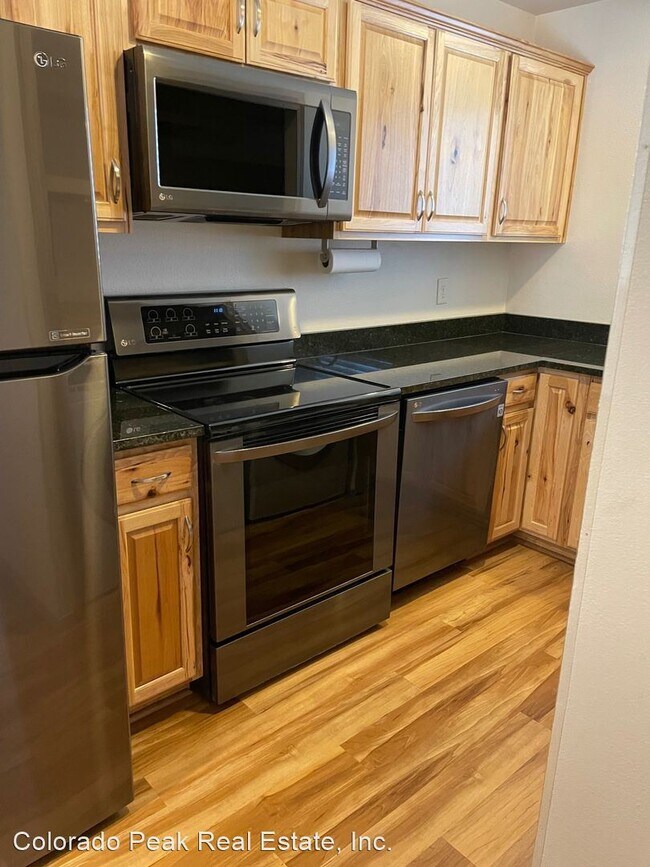 Building Photo - 2 br, 1.5 bath House - 4032 Muse Way