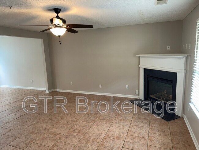 Building Photo - 179 Watercress Ct