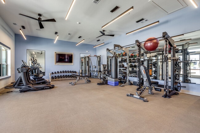 Building Photo - Adair