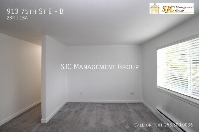 Building Photo - 913 75th St E