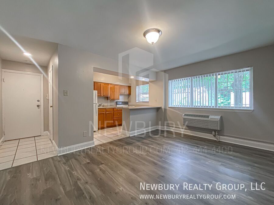 Foto principal - 1331 Washington Blvd