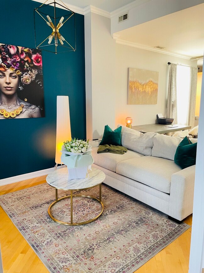 Living room - 1618 S Washtenaw Ave