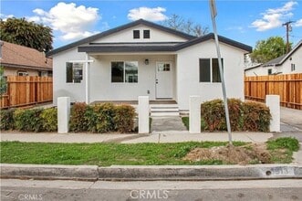 Building Photo - 6513 San Miguel St