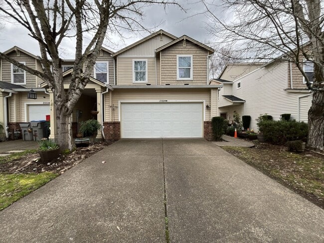 Building Photo - Inviting Two-Story 3BR Home Featuring Gas Range, Walk-In Closet, and Built-In Deck Seating