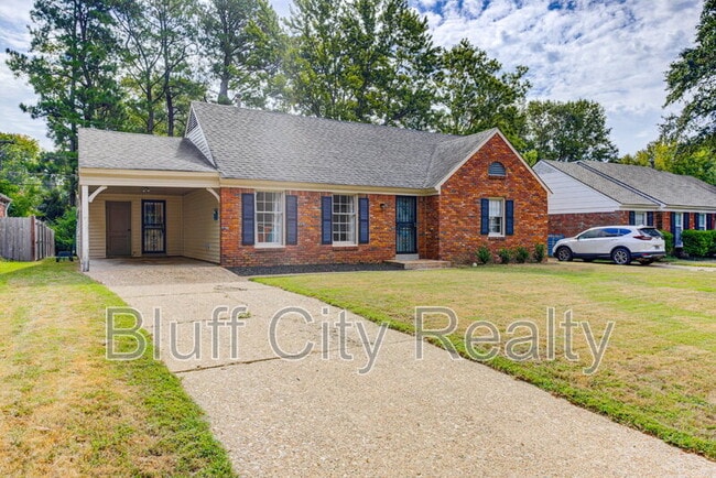 Photo - 1620 Sterling Dr House