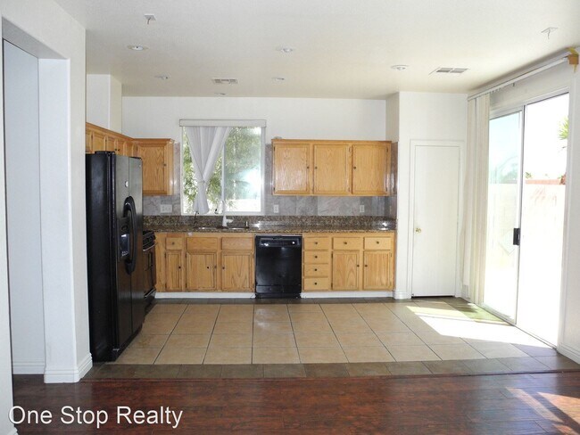 Foto del edificio - 4 br, 3 bath House - 4560 Flaming Ridge Trl
