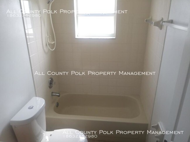 Building Photo - 3 bedroom in Poinciana FL 34759