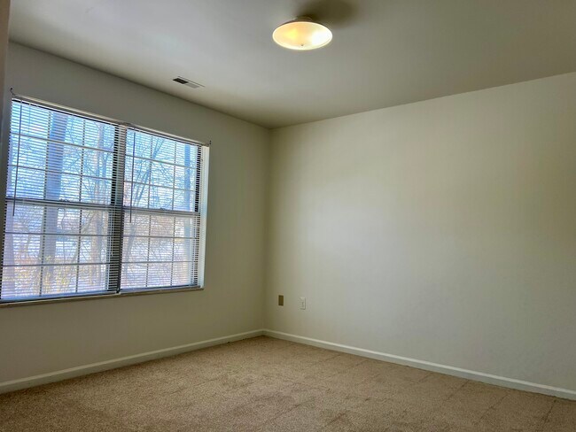 Foto del edificio - Isle Royal Apartments