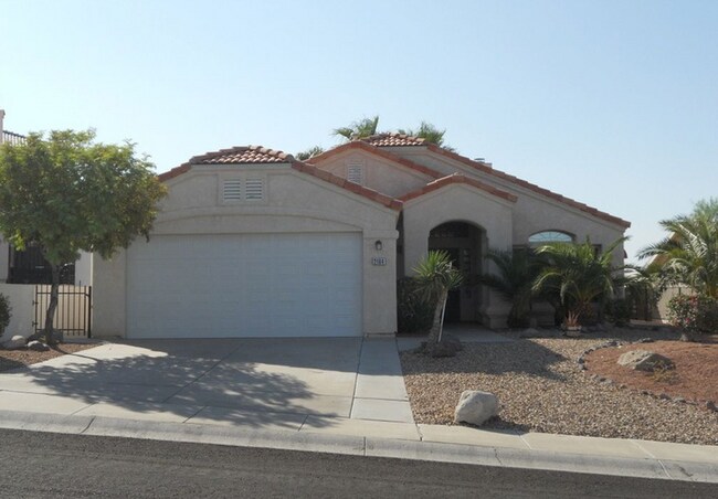 Foto del edificio - Great 3 Bedroom, 2 Bathroom Home in El Camino Village on the Parkway!