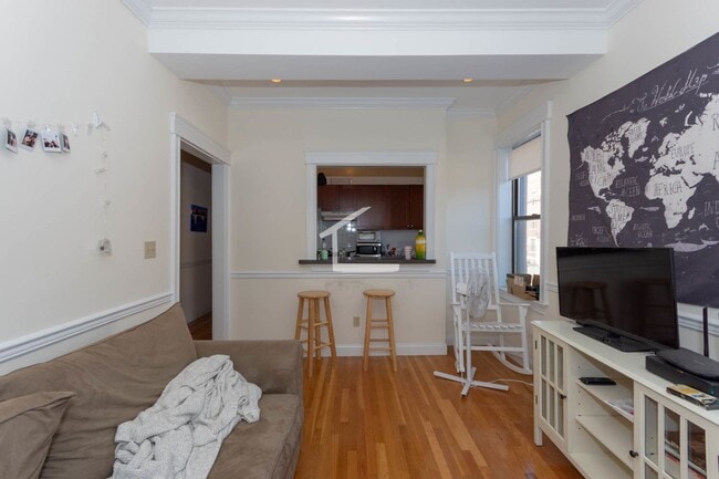 Building Photo - New Allston Listing!!