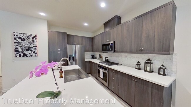 Building Photo - 1 br, 1.5 bath House - 38 Jaripol Circle