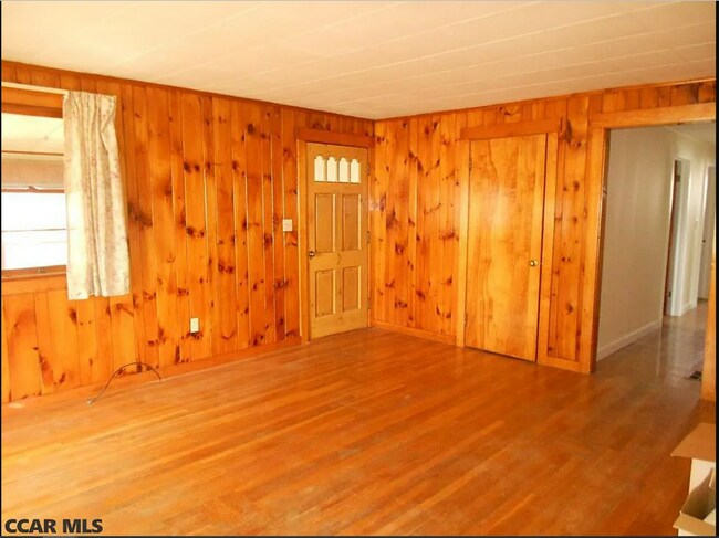 Foto del edificio - Great 3-Bedroom Home in Centre Hall