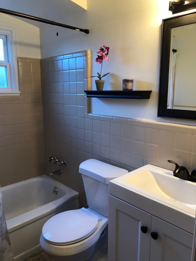 Foto del edificio - 19965 Pierson St