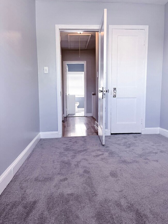 Building Photo - 4619 Marble Hall Rd/3 Bedroom, 2 Bath Town...