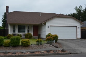Building Photo - 412 NE 175th Ave